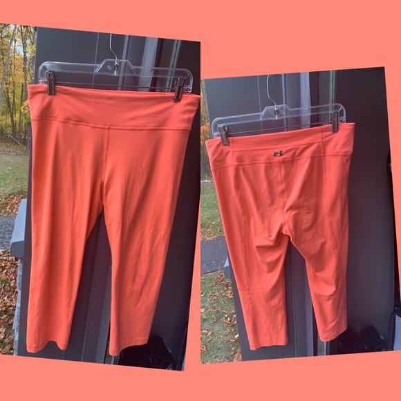 UnderArmour Crops - Picture 1 of 3